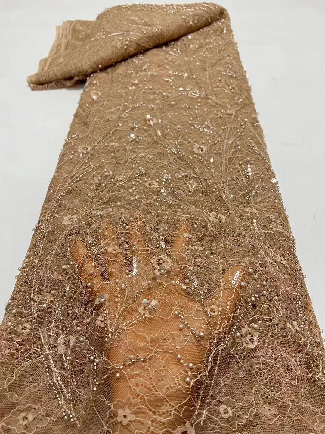 High Quality Fashion French Panhual Embroidery Beaded Lace Fabric With Sequins African Nigerian Lace Fabric For Wedding Dress
High Quality Fashion French Panhual Embroidery Beaded Lace Fabric With Sequins African Nigerian Lace Fabric For Wedding Dress