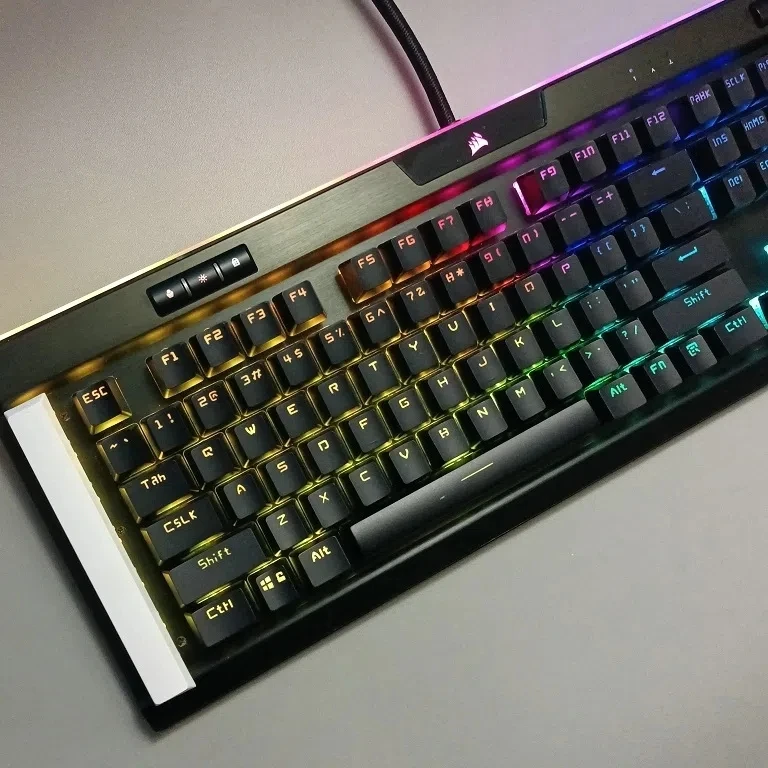1 комплект клавиш Corsair Key cap s для механической клавиатуры CORSAIR K70 LUX STRAFE K65 RGB K63 Беспроводная/Проводная версия клавиатуры
1 комплект клавиш Corsair Key cap s для механической клавиатуры CORSAIR K70 LUX STRAFE K65 RGB K63 Беспроводная/Проводная версия клавиатуры