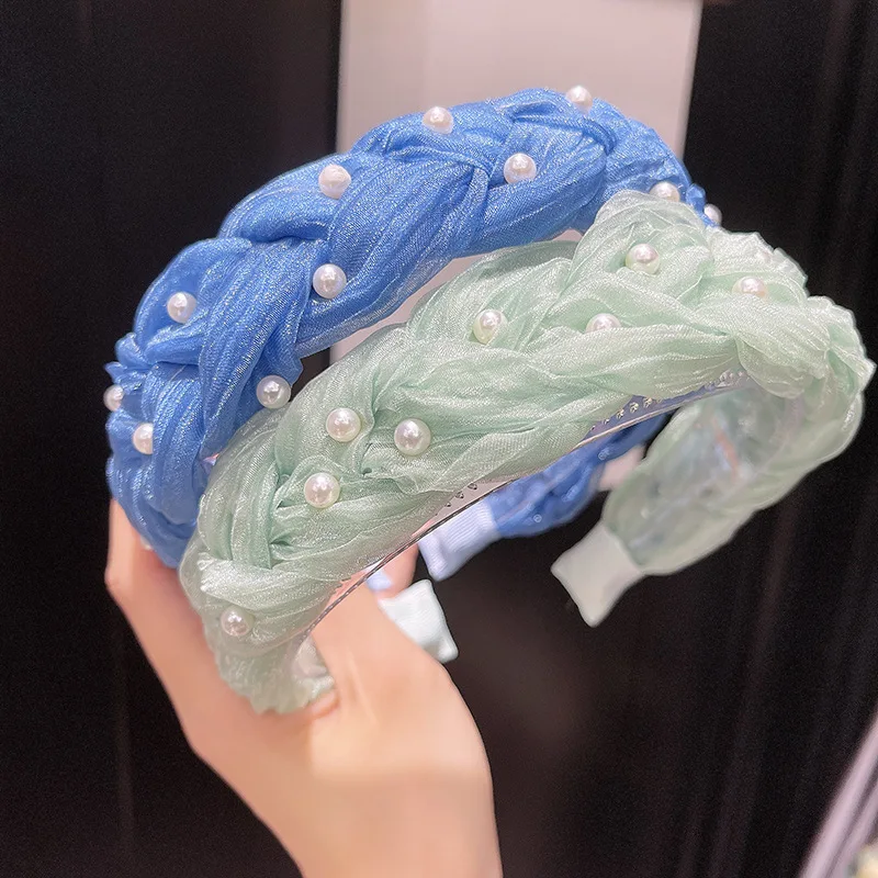 Повязка на голову, летняя, с сеткой, жемчугом, широкая, завязанная
Повязка на голову, летняя, с сеткой, жемчугом, широкая, завязанная