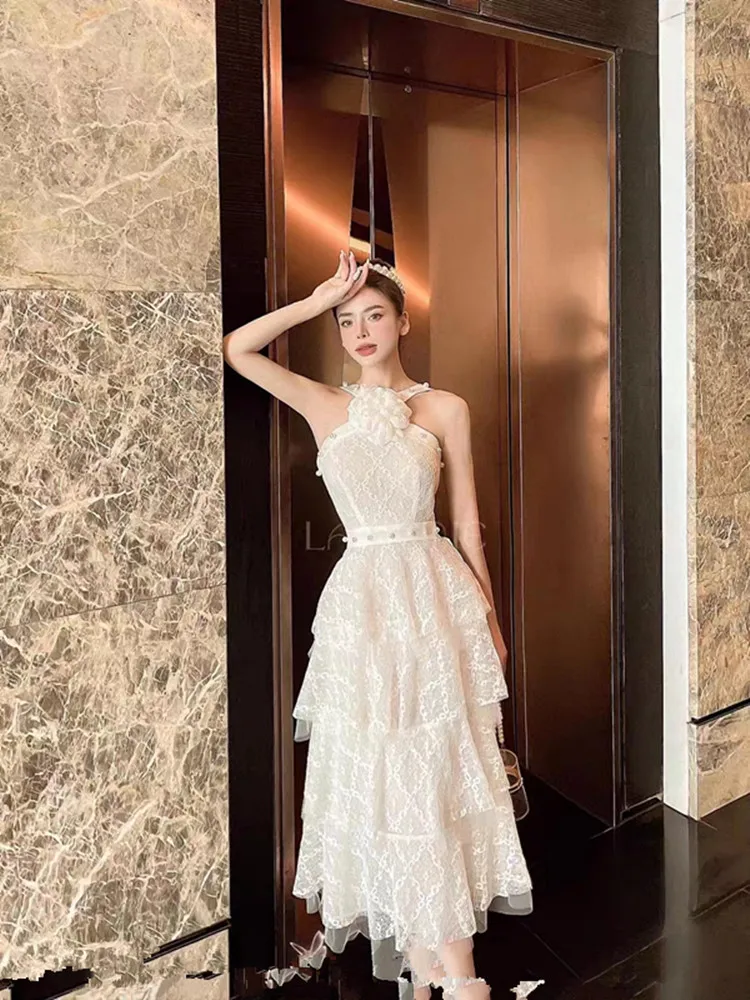 2023 New Pure Lust Flower Hanging Neck Sleeveless Slim Waist Cake Dress High Quality Fashion Women Runway Dress
2023 New Pure Lust Flower Hanging Neck Sleeveless Slim Waist Cake Dress High Quality Fashion Women Runway Dress