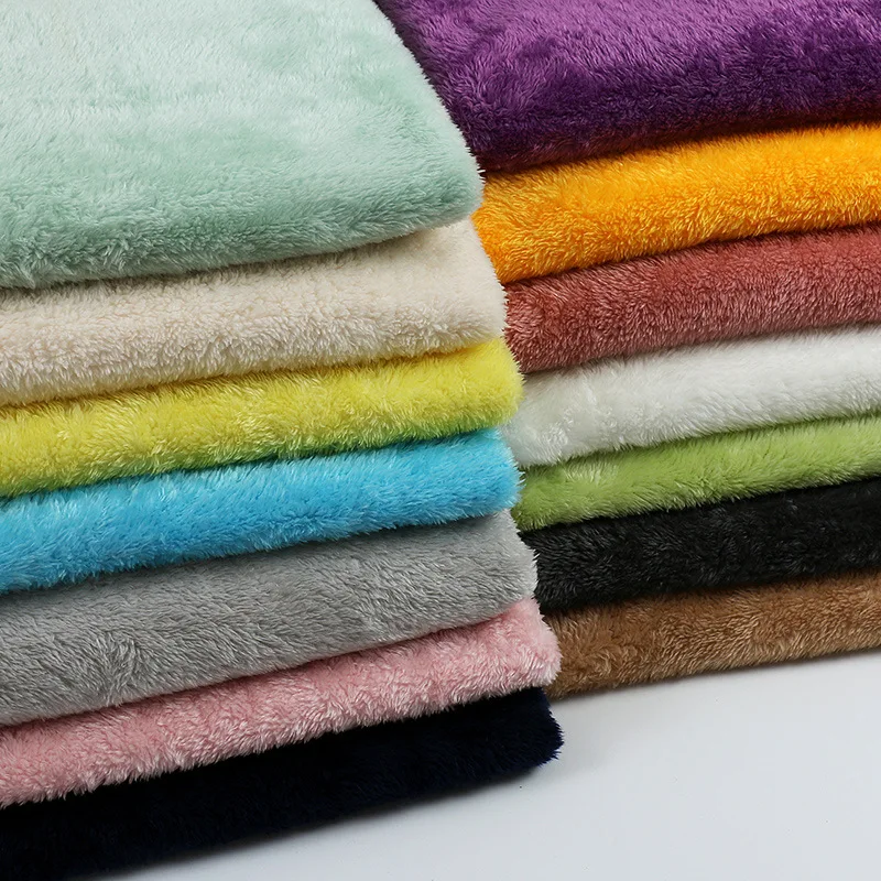 

160x100cm Arctic Fleece Plush Fabric Skin-friendly Soft 100% Polyester Minky Fabric Clothing/Home Textile Faux Fur Fabric