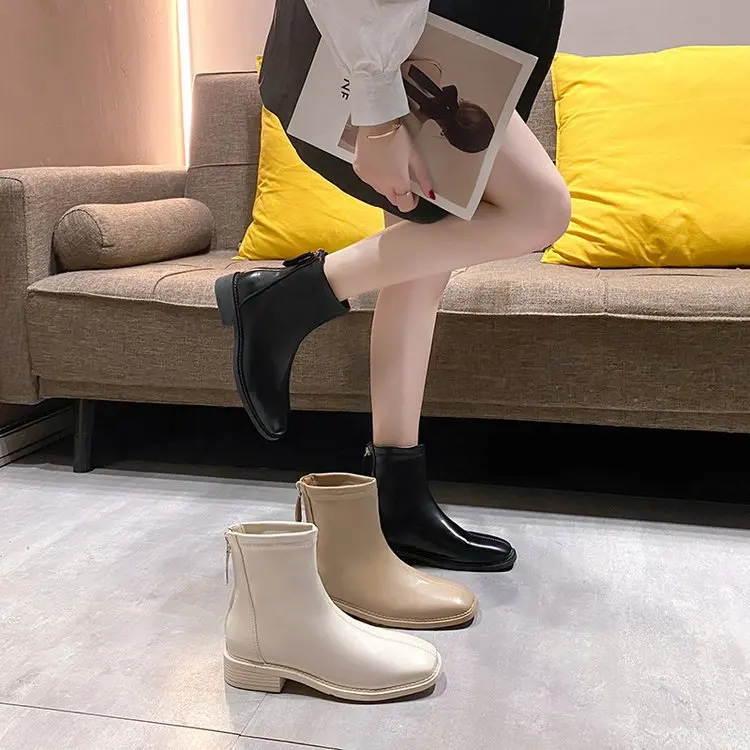 2023 new women's boots winter British style student short boots women's flat bottomed square boots children good-shoes 4119
2023 new women's boots winter British style student short boots women's flat bottomed square boots children good-shoes 4119