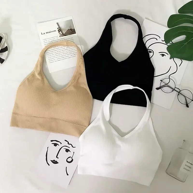 Halter U-shaped Backless Top Bra No Underwire with Chest Pads on The Outside and Straps on The Inside
Halter U-shaped Backless Top Bra No Underwire with Chest Pads on The Outside and Straps on The Inside