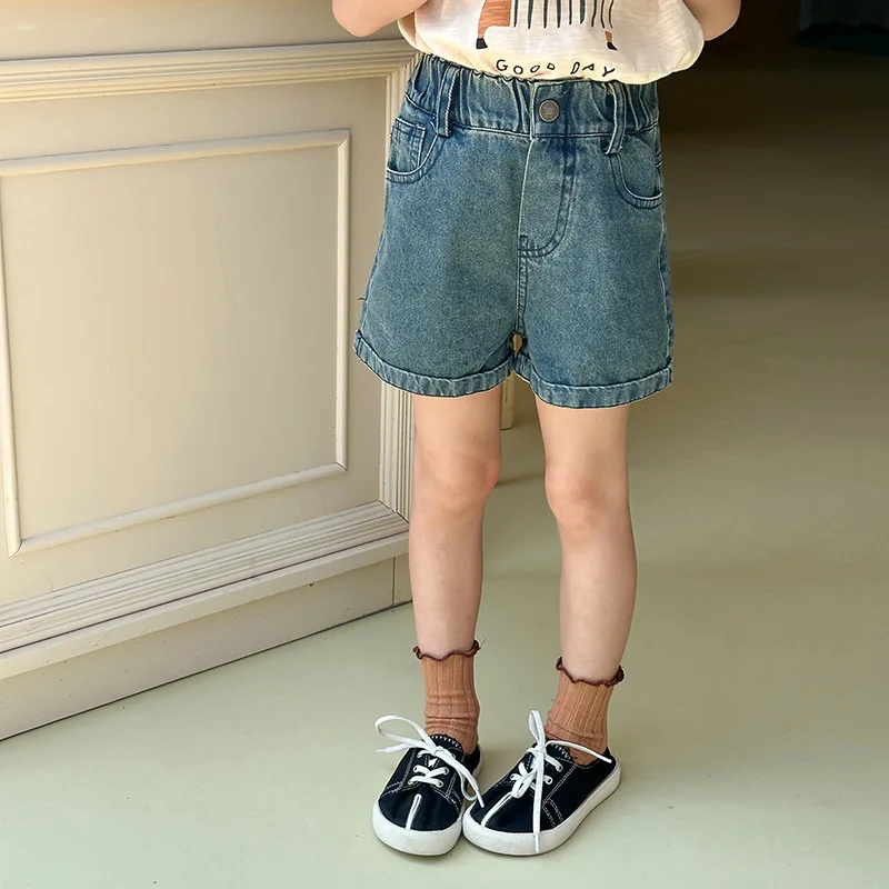 Детская одежда, джинсовые шорты для девочек, новинка 2024, модные повседневные популярные брюки в Корейском стиле, летние джинсовые шорты для девочек
Детская одежда, джинсовые шорты для девочек, новинка 2024, модные повседневные популярные брюки в Корейском стиле, летние джинсовые шорты для девочек