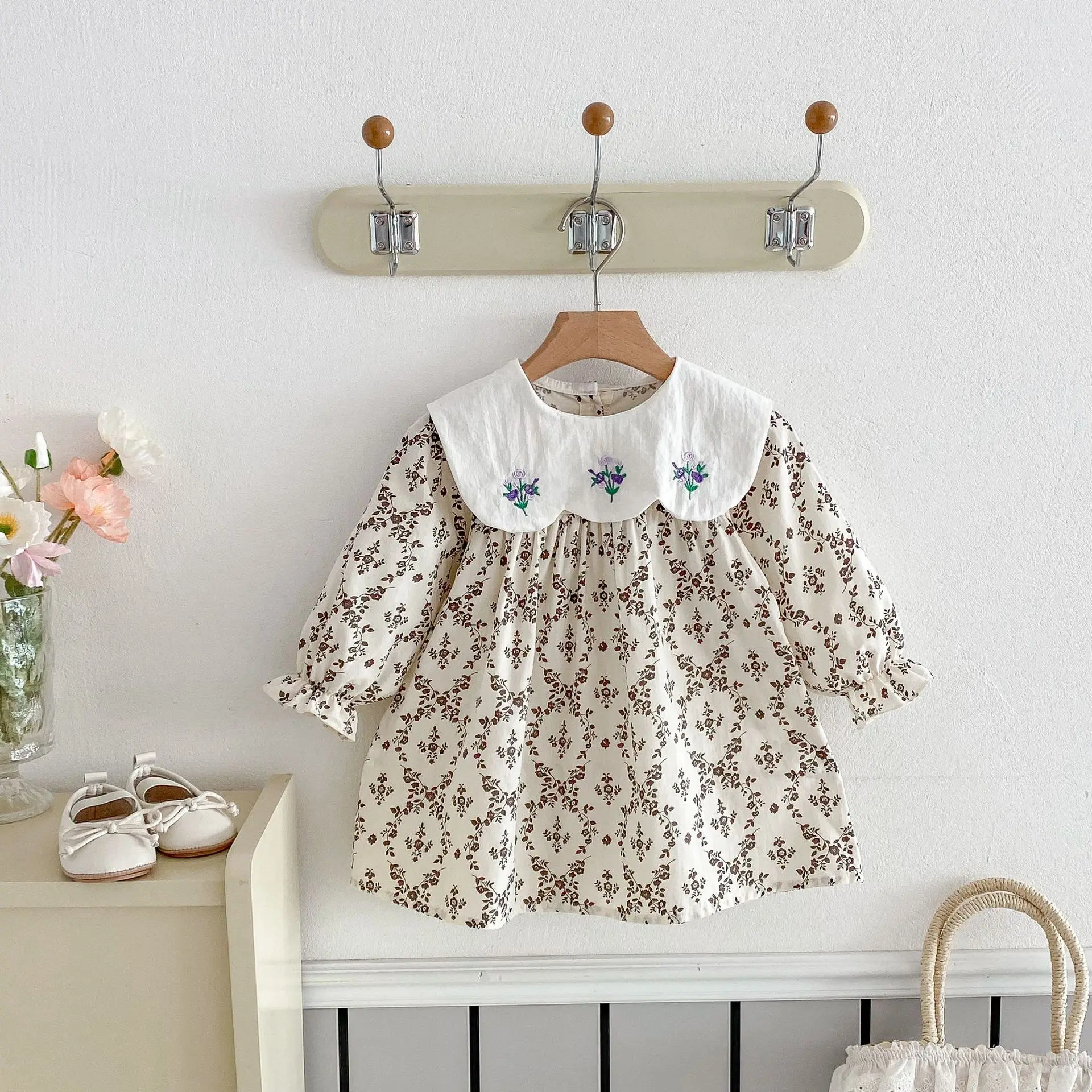 2025 Autumn New Girls Casual Dress Children Large Collar Flower Embroidery Dress Cotton Baby Girl Floral Princess Dress 3 S6426c053906349b59c5f7e8845669386A
