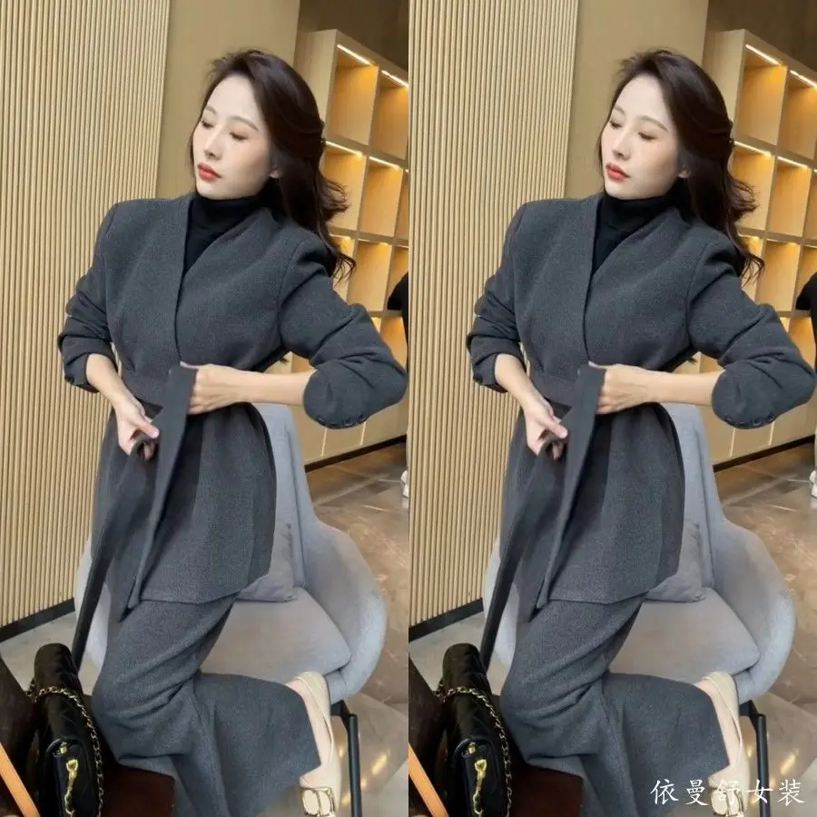 Maillard Style High-end Suit Jacket Skirt SET Luxury Autumn and Winter Office Lady Lace-up Woolen Coat Long Skirt Two-piece Set
Maillard Style High-end Suit Jacket Skirt SET Luxury Autumn and Winter Office Lady Lace-up Woolen Coat Long Skirt Two-piece Set