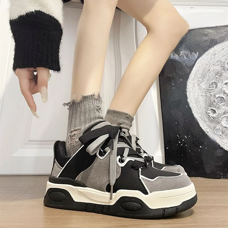 Brand Design Platform Sneakers 2023 Gray Vintage Casual Women's Sports Shoes Harajuku Flats Korean Vulcanize Tennis Female
Brand Design Platform Sneakers 2023 Gray Vintage Casual Women's Sports Shoes Harajuku Flats Korean Vulcanize Tennis Female