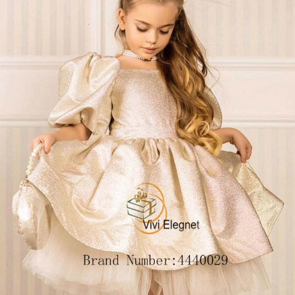 

Champagne Half Sleeve Flower Girl Dresses Tiered 2023 Summer New Scoop Wedding Party Gowns New Knee Length فساتين اطفال للعيد