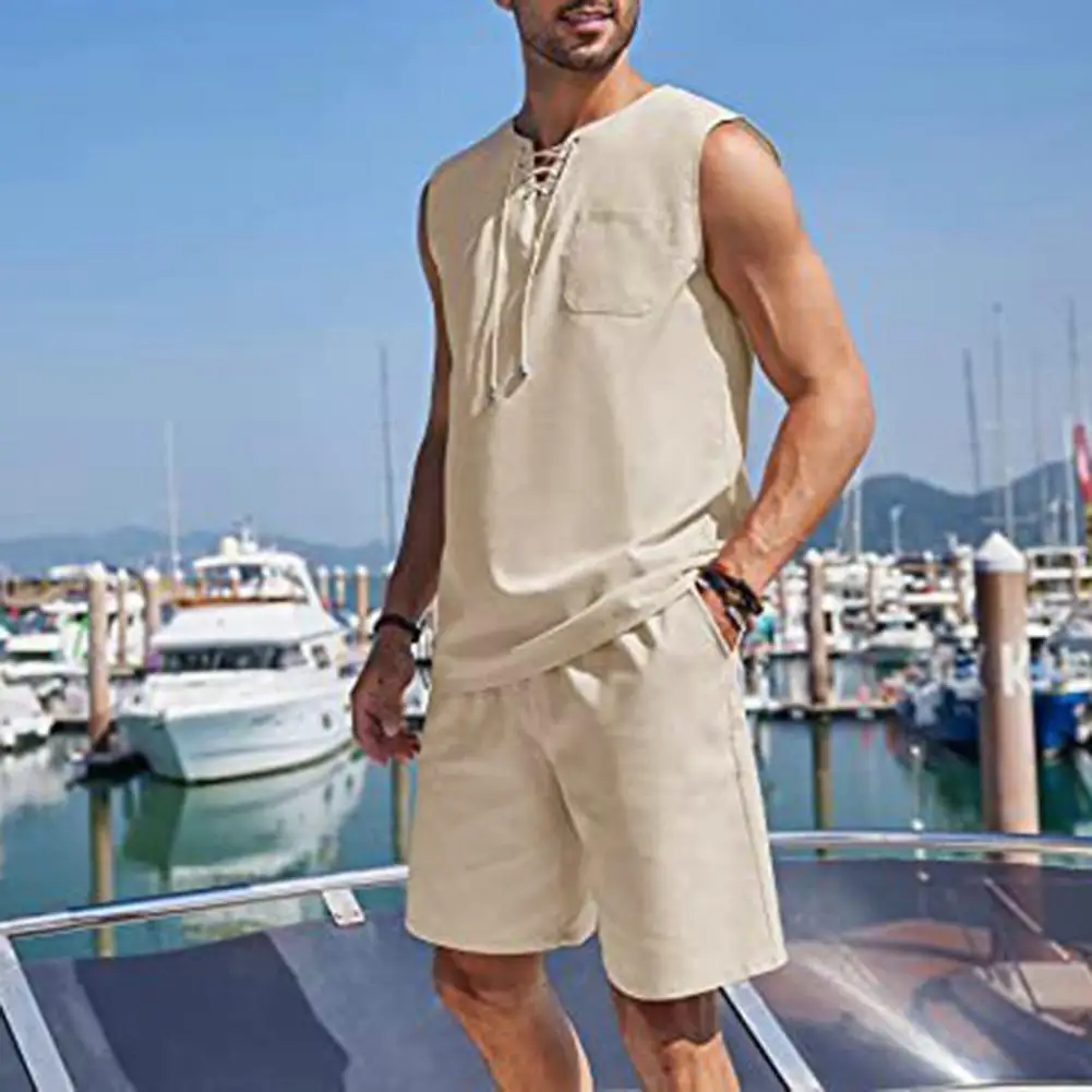 Chest Pocket Design Sportswear Men's Sportswear Set Sleeveless V Neck Vest Elastic Waist Shorts with Patch Pockets for Men
Chest Pocket Design Sportswear Men's Sportswear Set Sleeveless V Neck Vest Elastic Waist Shorts with Patch Pockets for Men