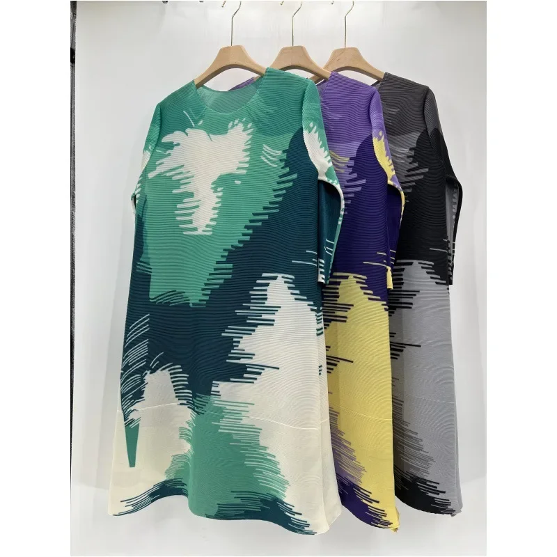 Miyake Original Pleated Women's 2023 Fall Wholesale New Printing Mid-sleeve Round Neck Temperament Big Size Women's Dresses
Miyake Original Pleated Women's 2023 Fall Wholesale New Printing Mid-sleeve Round Neck Temperament Big Size Women's Dresses