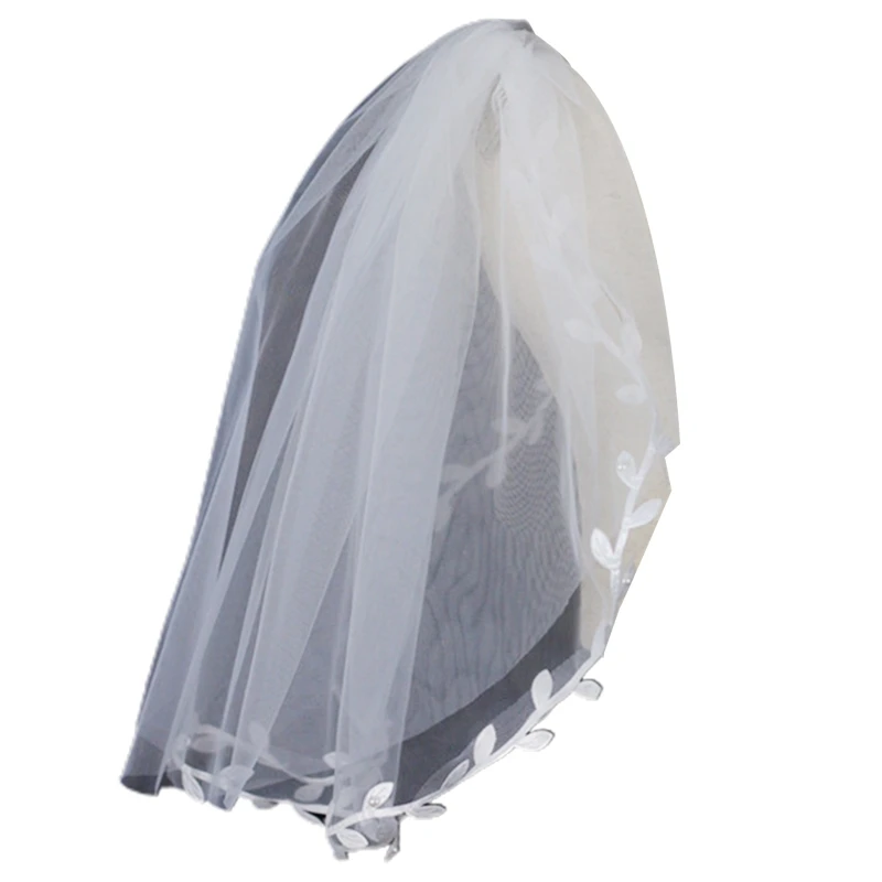 2 Tiers Bridal Veil Leaves Decor 14.6 Inch Short Length Sheer Tulle Illusion Veils for Wedding Cosplay Party Photo Props 94PA
2 Tiers Bridal Veil Leaves Decor 14.6 Inch Short Length Sheer Tulle Illusion Veils for Wedding Cosplay Party Photo Props 94PA