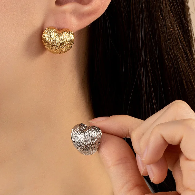 18K Gold Brushed Metal Heart Earrings Plated On Copper with 925 Sterling Silver Stud
18K Gold Brushed Metal Heart Earrings Plated On Copper with 925 Sterling Silver Stud