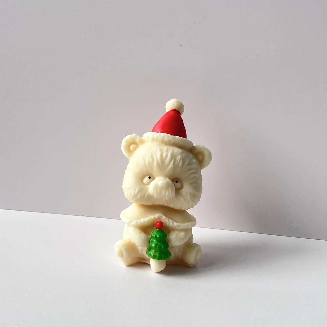 Форма для ароматизированной свечи в виде медведя, рождественской елки, силиконовый материал ручной работы «сделай сам», украшение, симпатичная силиконовая форма для свечи в виде мультяшного животного
Форма для ароматизированной свечи в виде медведя, рождественской елки, силиконовый материал ручной работы «сделай сам», украшение, симпатичная силиконовая форма для свечи в виде мультяшного животного