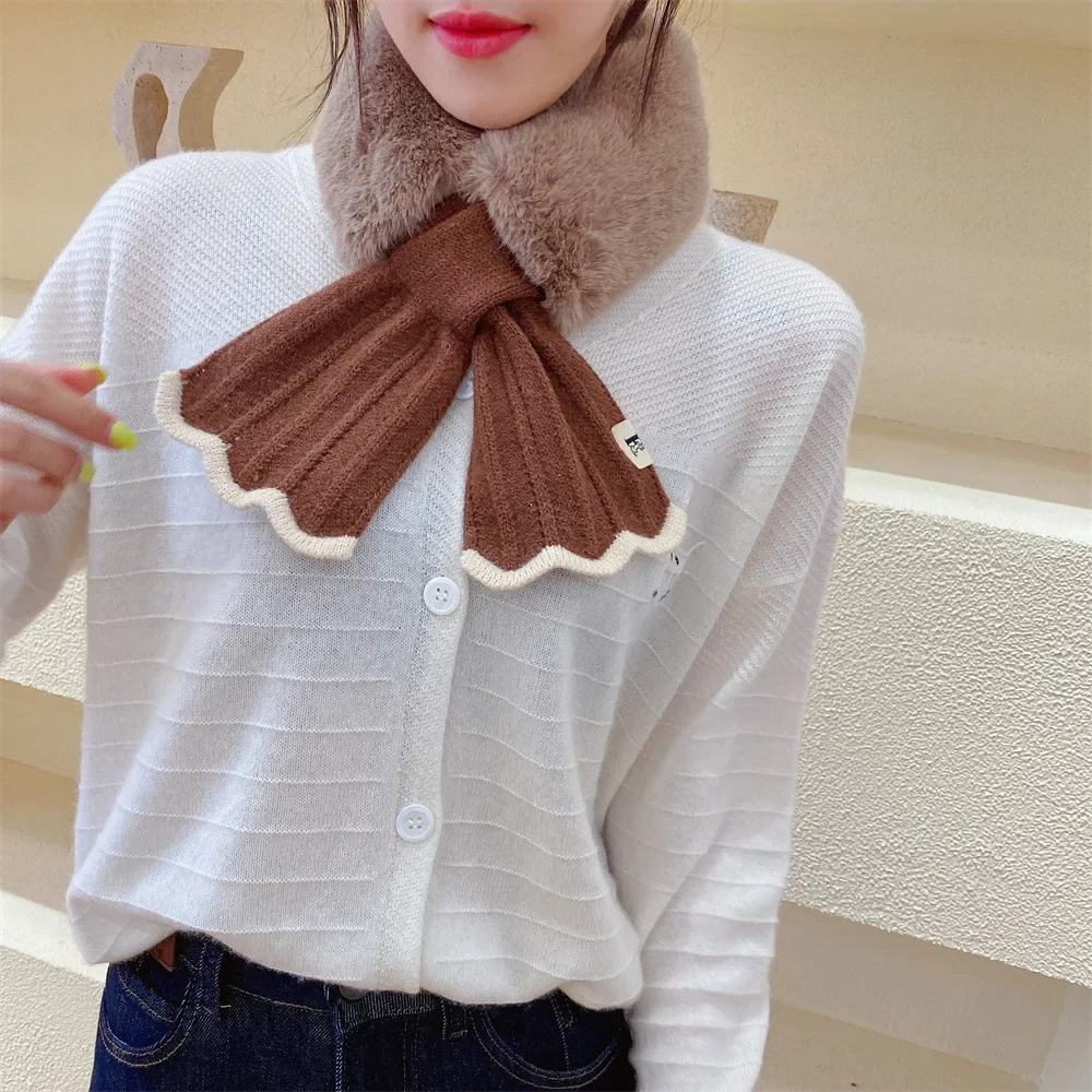 Korean Knitted Fishtail Scarf New Splice Wool Scarf Imitating Rex Rabbit Hair Cross Wool Scarf
Korean Knitted Fishtail Scarf New Splice Wool Scarf Imitating Rex Rabbit Hair Cross Wool Scarf