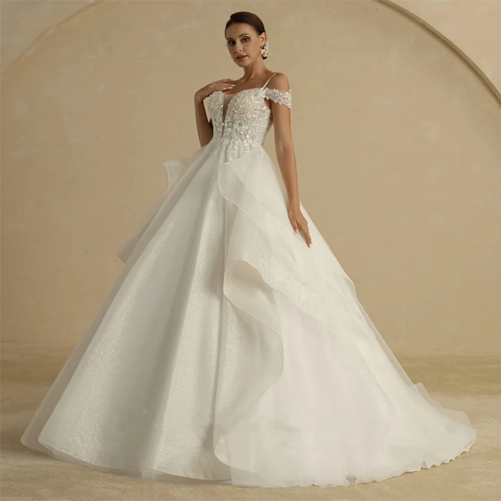 Luxury Wedding Dresses For Women Off The Shoulder A-Line Ivory Bridal Gown Sequins Sweep Train Ruffles Lace Vintage 웨딩드레스 D30138
Luxury Wedding Dresses For Women Off The Shoulder A-Line Ivory Bridal Gown Sequins Sweep Train Ruffles Lace Vintage 웨딩드레스 D30138