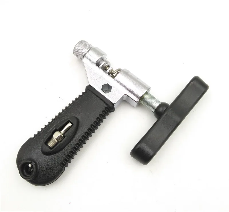 Chain cutter Bicycle chain removal tool Bicycle link circuit breaker distributor Bicycle repair tool chain cutting accessories
Chain cutter Bicycle chain removal tool Bicycle link circuit breaker distributor Bicycle repair tool chain cutting accessories