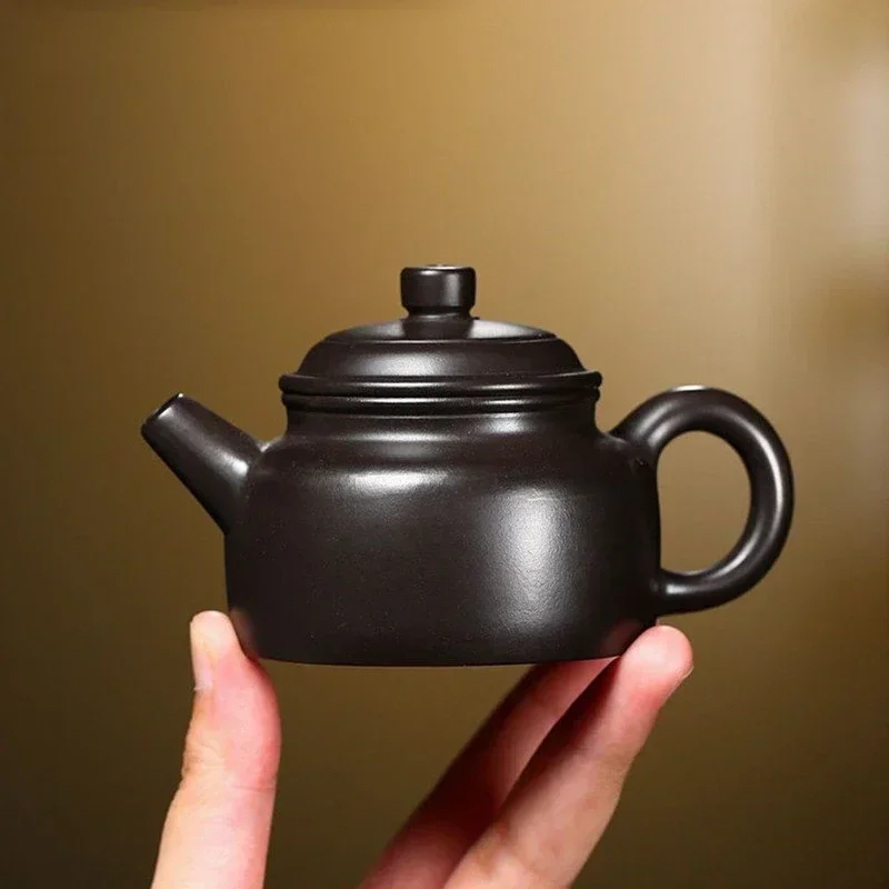 

2024 90ml Yixing Small Capacity Purple Clay Teapots Famous Artists Handmade Tea Pot Raw Ore Black Mud Kettle Chinese Zisha
