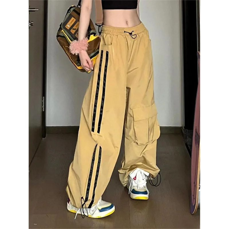 Wide Leg Pants American Streetwear Hip Hop Casual Loose Cargo Pantalones Pockets Striped High Waist Y2k 2000s Joggers Pant Women
Wide Leg Pants American Streetwear Hip Hop Casual Loose Cargo Pantalones Pockets Striped High Waist Y2k 2000s Joggers Pant Women