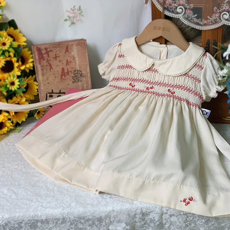 Spanish Girls' Classical Smocking Hand-embroidered Retro Princess Dress Kids Dresses for Girls Flower Girl Dresses Eid Dress
Spanish Girls' Classical Smocking Hand-embroidered Retro Princess Dress Kids Dresses for Girls Flower Girl Dresses Eid Dress