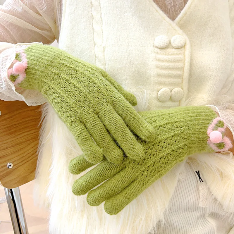 2023 New Women Winter Knitted Gloves with Lovely Cartoon Rabbit Ear Thicken Touch Screen Woolen Keep Warm Windproof Mittens
2023 New Women Winter Knitted Gloves with Lovely Cartoon Rabbit Ear Thicken Touch Screen Woolen Keep Warm Windproof Mittens