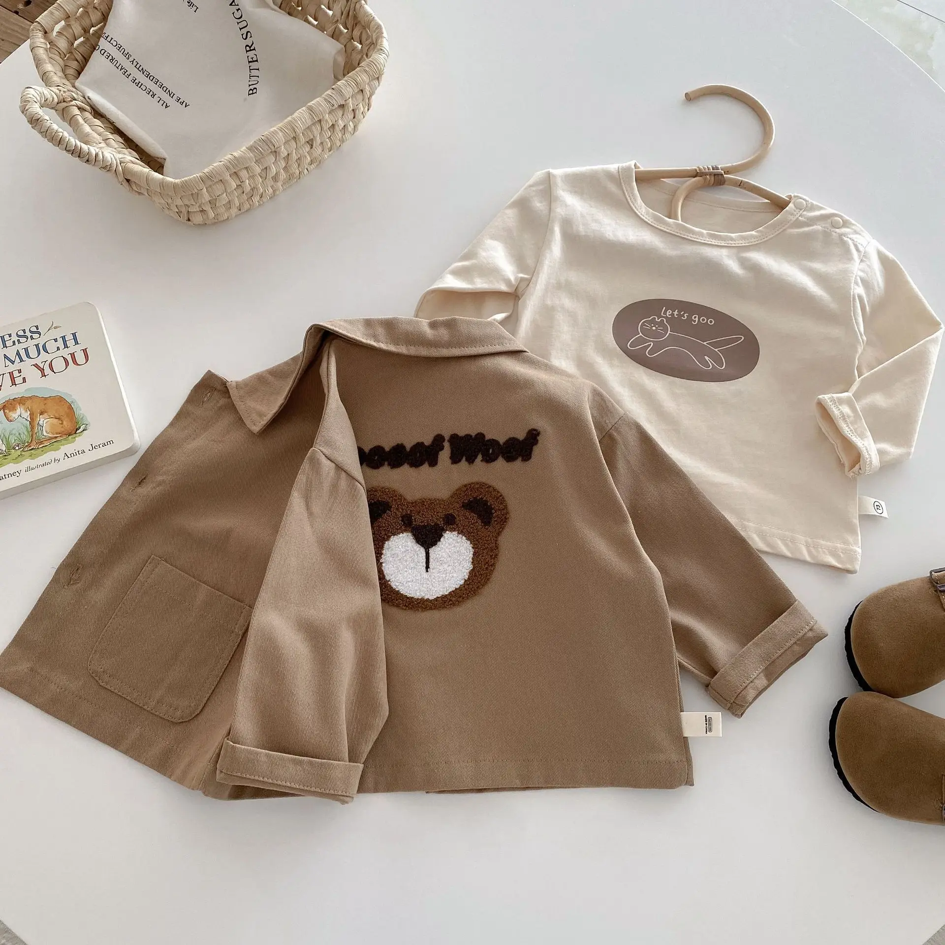 Куртка для мальчиков, Осенняя детская одежда в Корейском стиле, модный мультяшный Топ, верхняя одежда
Куртка для мальчиков, Осенняя детская одежда в Корейском стиле, модный мультяшный Топ, верхняя одежда