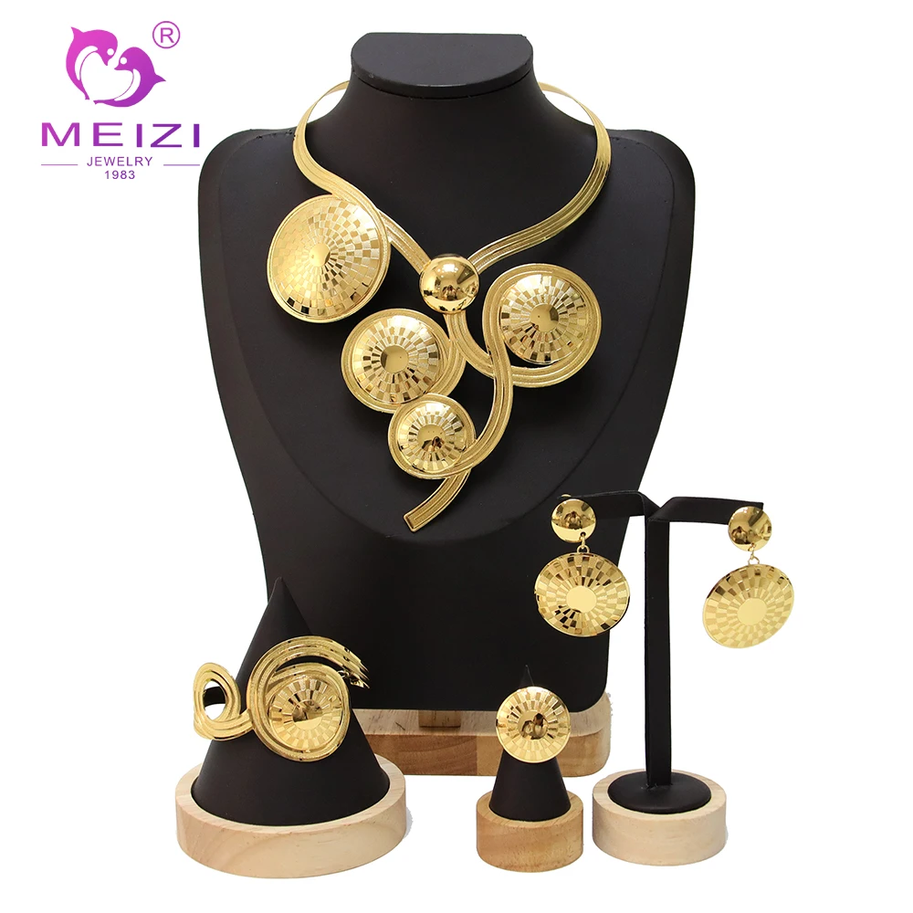 Fashion Trend Brazilian Gold Plated Pendant Jewelry Set For Women Exquisite Necklace Earrings Ring Bracelet Gift Free Shipping
Fashion Trend Brazilian Gold Plated Pendant Jewelry Set For Women Exquisite Necklace Earrings Ring Bracelet Gift Free Shipping