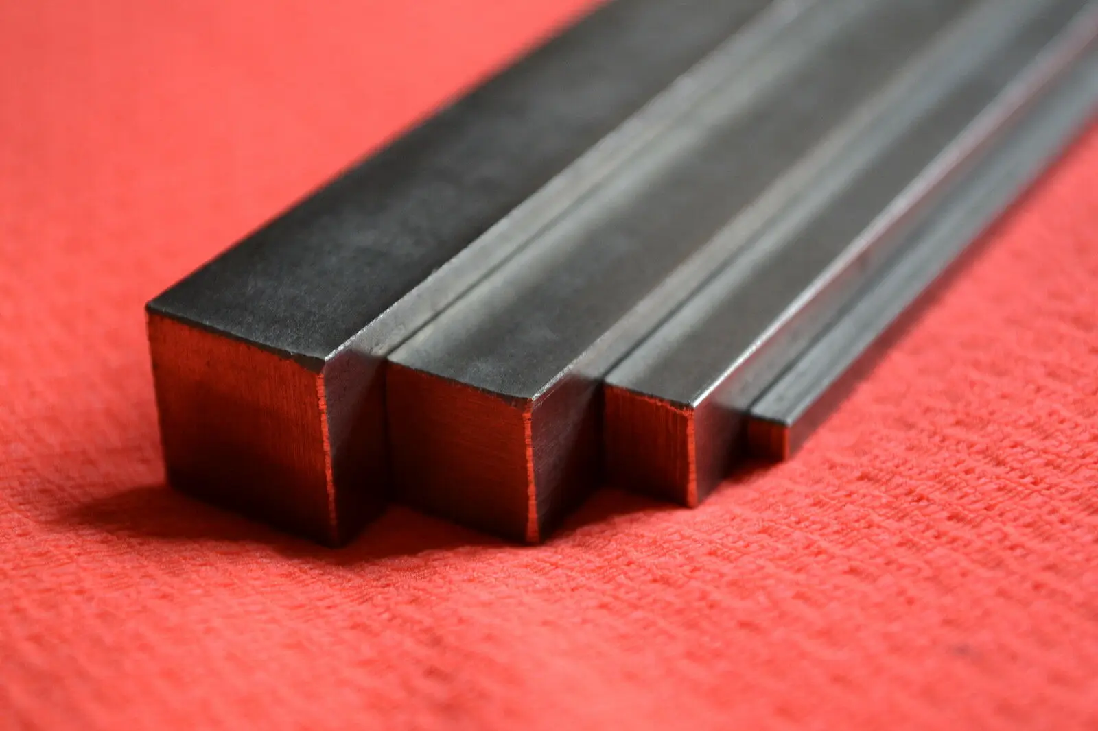 2pcs 7x7x300mm 304 Stainless Steel Square Bars Rod MODEL MAKERS Flat Shaft Stock Customize Length 30cm
2pcs 7x7x300mm 304 Stainless Steel Square Bars Rod MODEL MAKERS Flat Shaft Stock Customize Length 30cm