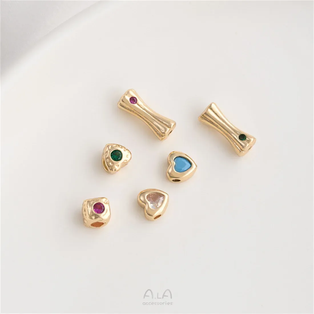 14K Gold-filled Inlaid Red Zirconium Green Zirconium Square Beads Love Beads Small Waist Bones Long Tube Beaded Accessories C184 
14K Gold-filled Inlaid Red Zirconium Green Zirconium Square Beads Love Beads Small Waist Bones Long Tube Beaded Accessories C184