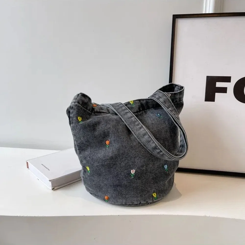Fashion Handbag Bucket Bag Large Capacity Versatile Tote Bag Embroidered Flower Underarm Bag Women Fashion Handbag Bucket Bag Large Capacity Versatile Tote Bag Embroidered Flower Underarm Bag Women