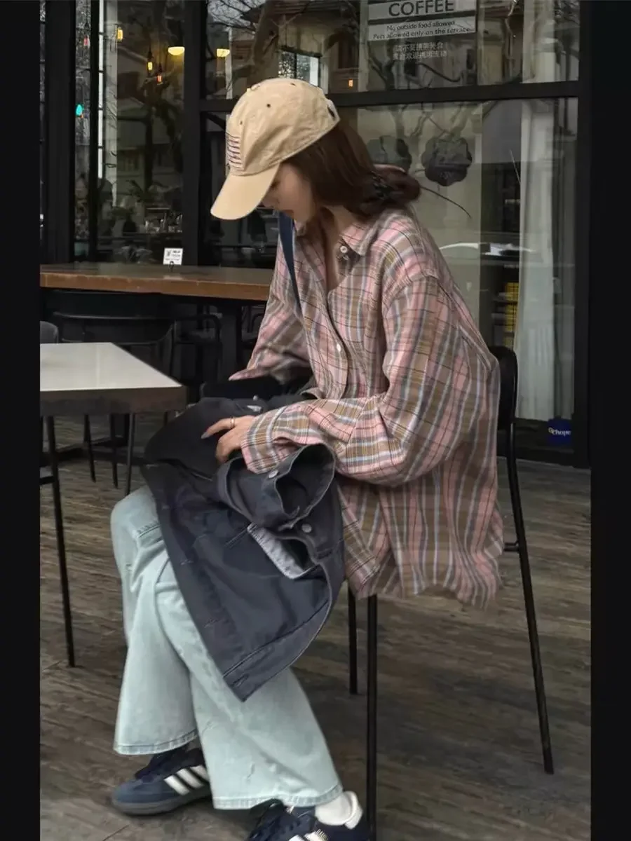 Milled plaid long-sleeved shirt 2024 spring and summer new loose Korean blouse jacket gentle lazy style women's clothing 
Milled plaid long-sleeved shirt 2024 spring and summer new loose Korean blouse jacket gentle lazy style women's clothing