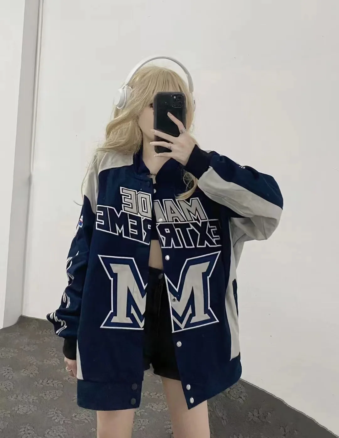 2023 Women Jacket Spring Autumn Letter Print High Street Style Vintage Racing Suits Female Oversize Long Coat
2023 Women Jacket Spring Autumn Letter Print High Street Style Vintage Racing Suits Female Oversize Long Coat