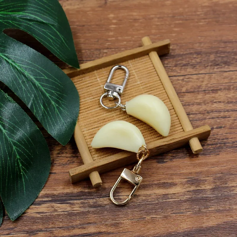 Garlic Keychain New Creative Fashion Food Vegetable Toy Photography Model Car Phone Bag Pendant Ornaments Gift Trinkets Llaveros
Garlic Keychain New Creative Fashion Food Vegetable Toy Photography Model Car Phone Bag Pendant Ornaments Gift Trinkets Llaveros