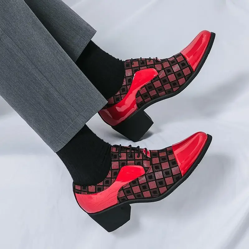 Повседневные студенческие Молодежные кожаные туфли на мягкой подошве Мужская черная деловая одежда в британском стиле для свадьбы
Повседневные студенческие Молодежные кожаные туфли на мягкой подошве Мужская черная деловая одежда в британском стиле для свадьбы