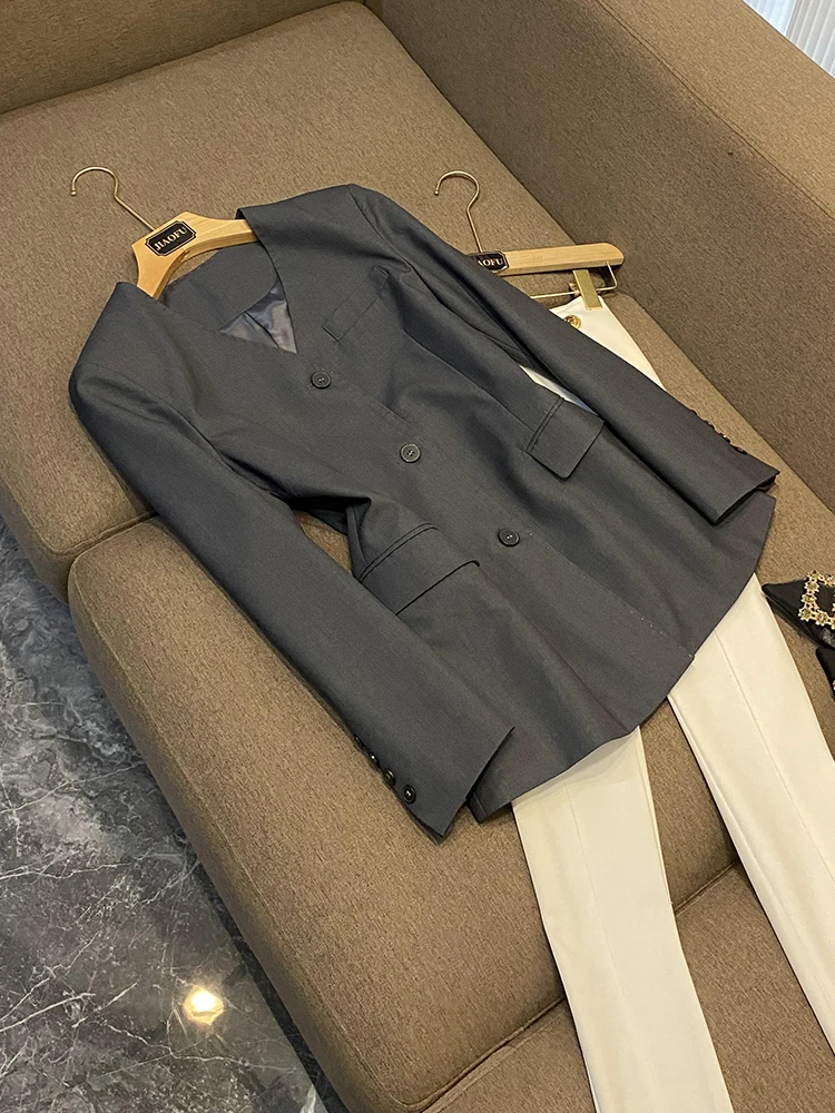 2023 Summer Office Lady High Quality Work Wear V-neckline Long Sleeve Single-breasted Women Casual Blazer
2023 Summer Office Lady High Quality Work Wear V-neckline Long Sleeve Single-breasted Women Casual Blazer