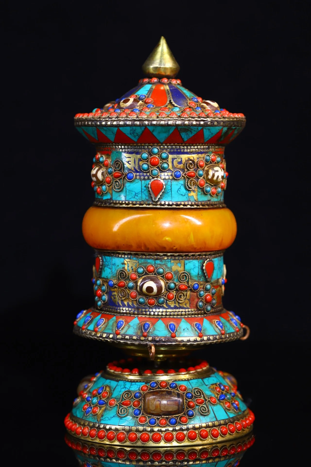 8"Tibetan Temple Collection Old Bronze Tessellation Gem Dzi Beads turquoise prayer wheel chanting worship hall Town House
8"Tibetan Temple Collection Old Bronze Tessellation Gem Dzi Beads turquoise prayer wheel chanting worship hall Town House
