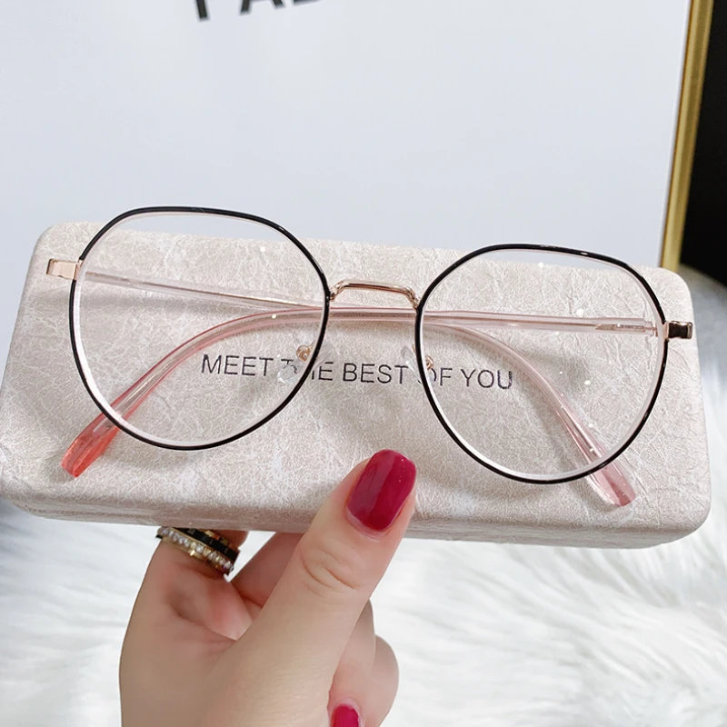 Myopia Glasses 0 To -6.0 Black Frame Glasses Metal Retro Glasses Frame Polygonal Finished Blue Light Proof Clear Glasses
Myopia Glasses 0 To -6.0 Black Frame Glasses Metal Retro Glasses Frame Polygonal Finished Blue Light Proof Clear Glasses