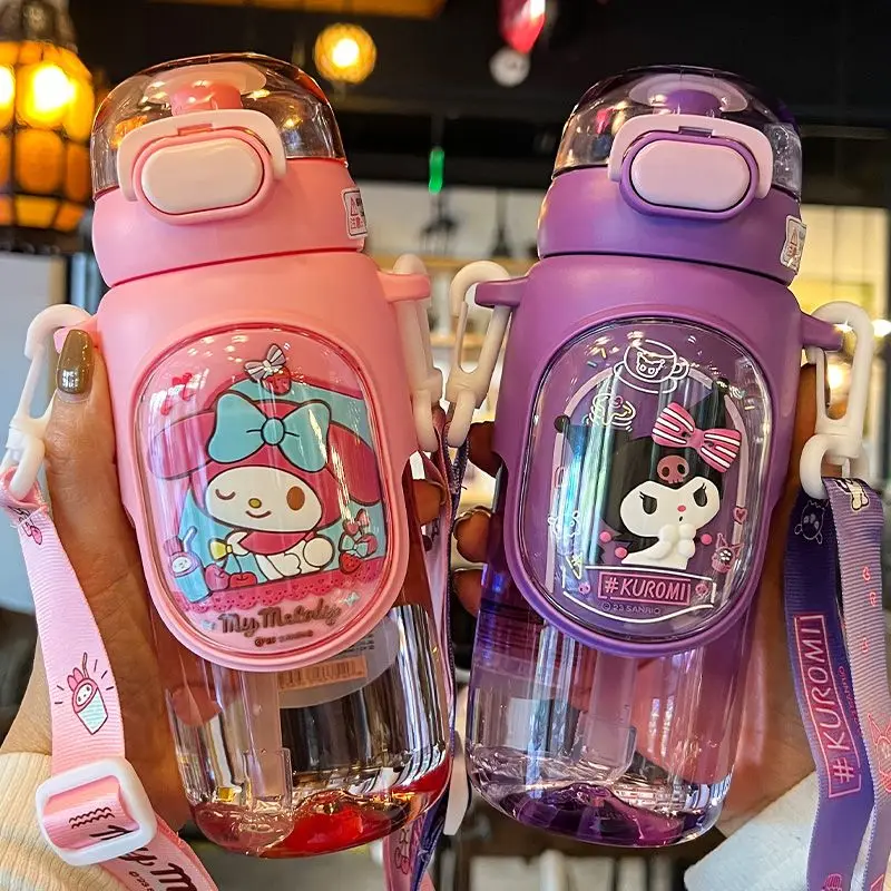 600 мл Sanrio Kuromi соломенная чашка аниме Hello Kitty Cinnamoroll портативная чашка большая емкость из тритана пластиковая детская чашка для воды
600 мл Sanrio Kuromi соломенная чашка аниме Hello Kitty Cinnamoroll портативная чашка большая емкость из тритана пластиковая детская чашка для воды