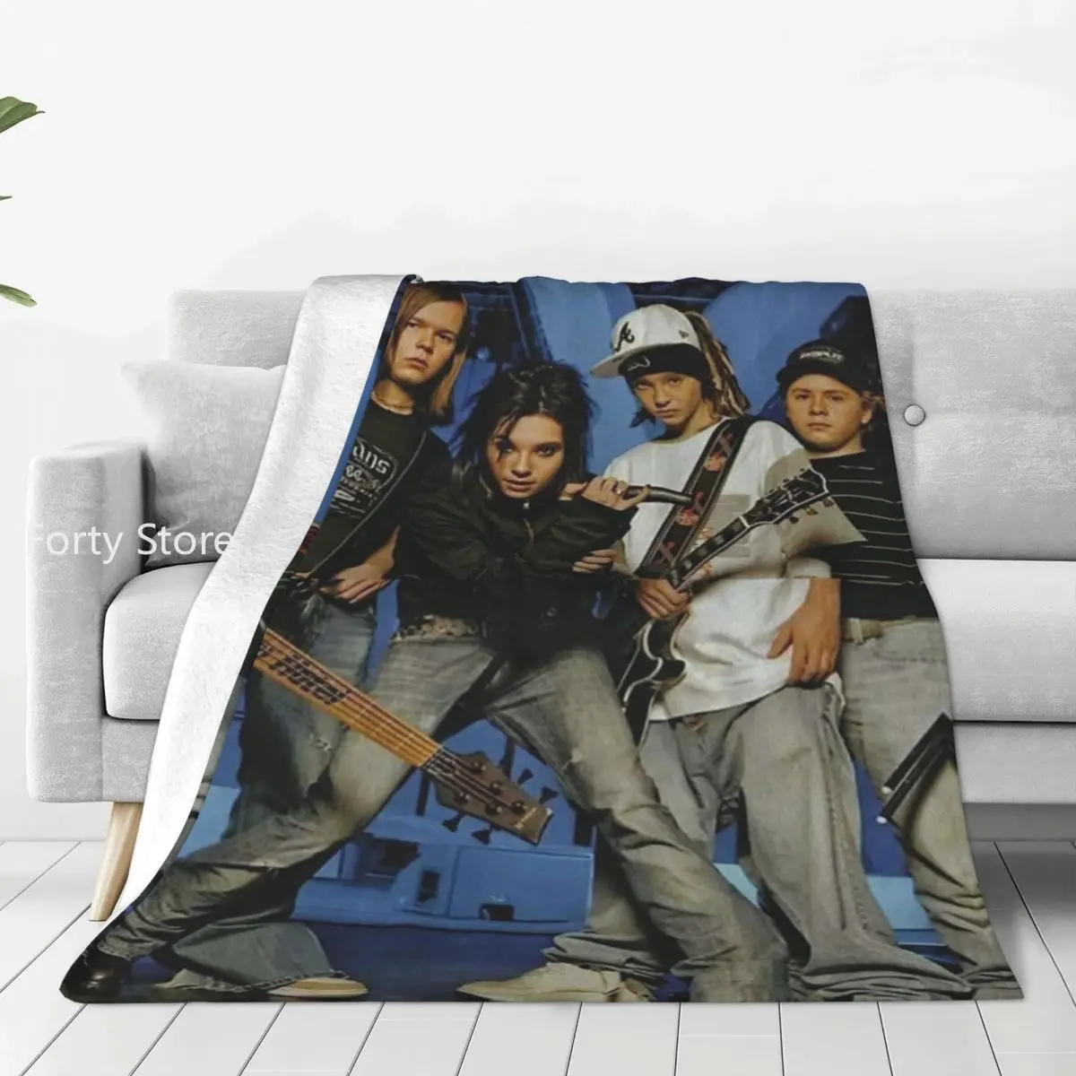 

Hotel Tokio Flannel Blankets Quality Super Warm Guitar Popular Music Band Throw Blanket Winter Picnic Outdoor Colorful Bedspread