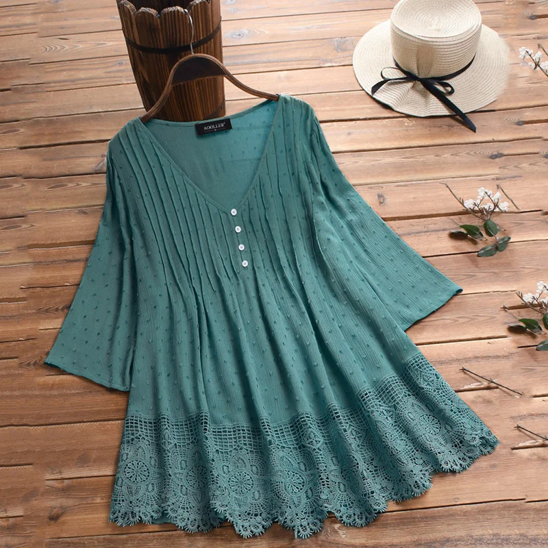 Hot Sale Vintage Three Quarter Lace V Neck Plus Size Top Blouse for Women Summer 2022 T Shirt Blouse Blusas Mujer De Moda 2022
Hot Sale Vintage Three Quarter Lace V Neck Plus Size Top Blouse for Women Summer 2022 T Shirt Blouse Blusas Mujer De Moda 2022