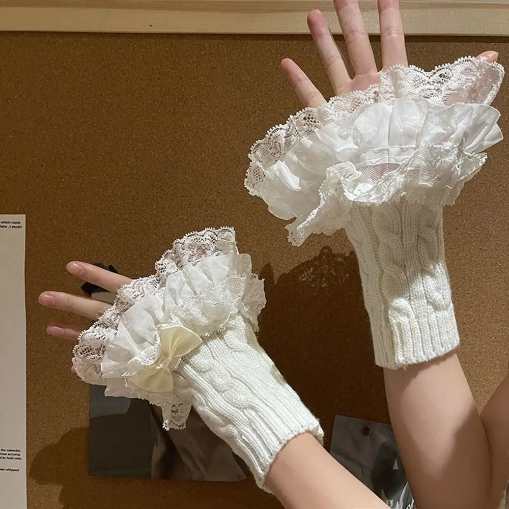 Touch Screen Lace Bow Gloves Simple Lolita Y2k Winter Gloves Warm Korean Style Knitted Gloves Autumn
Touch Screen Lace Bow Gloves Simple Lolita Y2k Winter Gloves Warm Korean Style Knitted Gloves Autumn