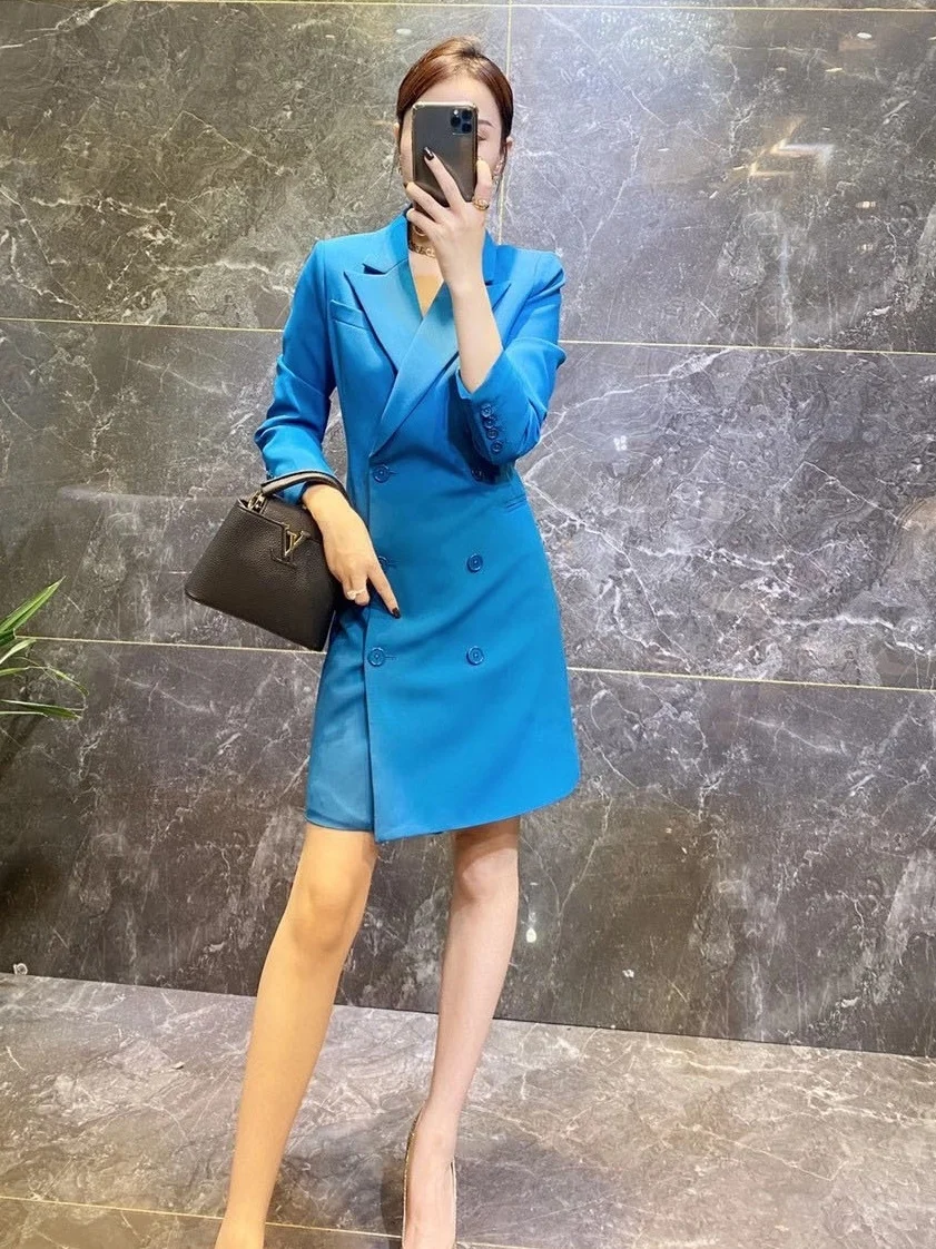 2023 Spring New Suit Collar Waist Style Trench Coat Women's Small Mid length Dress
2023 Spring New Suit Collar Waist Style Trench Coat Women's Small Mid length Dress
