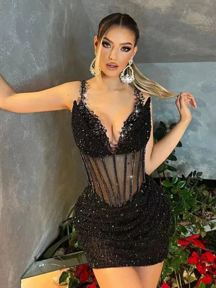 2023 New Women's Luxury Diamond Sequins Draping Pleated Design Sexy V-neck Sleeveless Mini Celebrity Party Club Dress
2023 New Women's Luxury Diamond Sequins Draping Pleated Design Sexy V-neck Sleeveless Mini Celebrity Party Club Dress