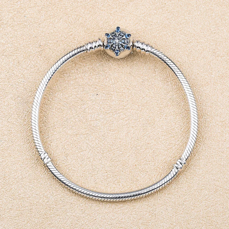

925 Sterling Silver Crystalized Snowflake Clasp Snake Chain pan Bracelets Bangle Fit Women Bead Charm Diy Europe Jewelry