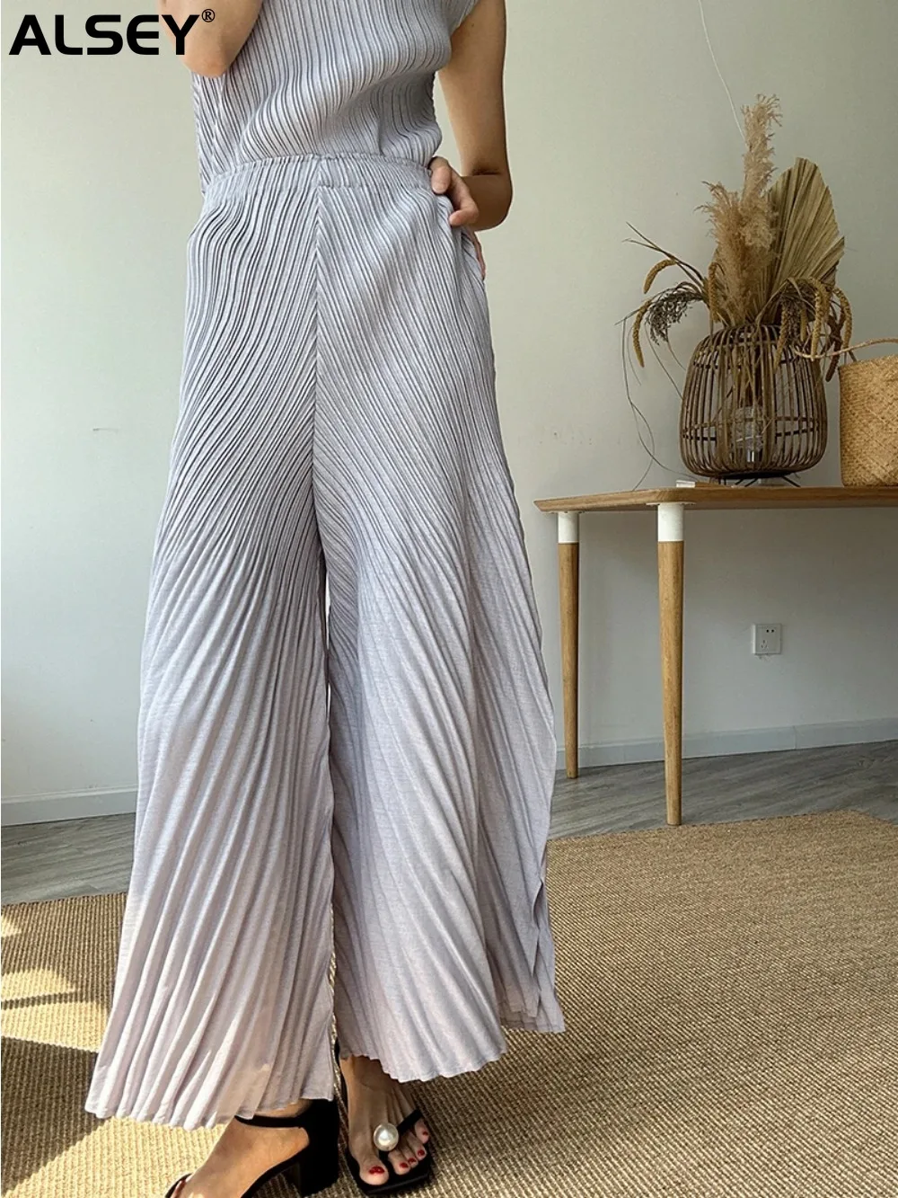 

ALSEY Miyake Pleated Harem Solid Color Wide Leg Pants Spring Summer Autumn New Korean Fashion High Waist Causal Trousers