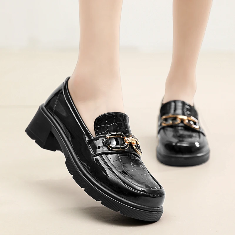 2023 High Quality Womens Ladies Office Shoes Split Leather Loafers New Women Flats Casual Shoes Women Mid-heeled Business Shoes
2023 High Quality Womens Ladies Office Shoes Split Leather Loafers New Women Flats Casual Shoes Women Mid-heeled Business Shoes