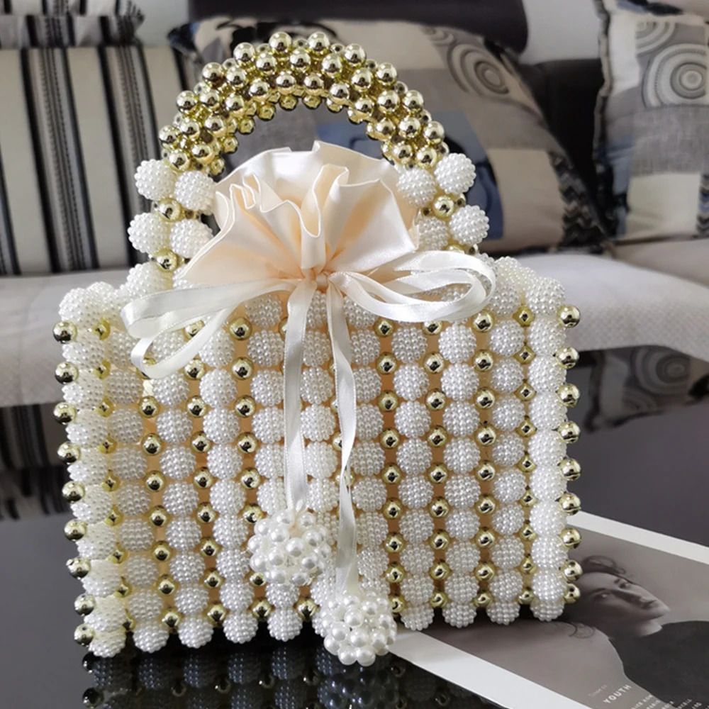 2023 Luxury Pearls Bag Handmade Beading Women Handbag Elegant Woven Party Wedding Evening Small Box Basket Bags
2023 Luxury Pearls Bag Handmade Beading Women Handbag Elegant Woven Party Wedding Evening Small Box Basket Bags