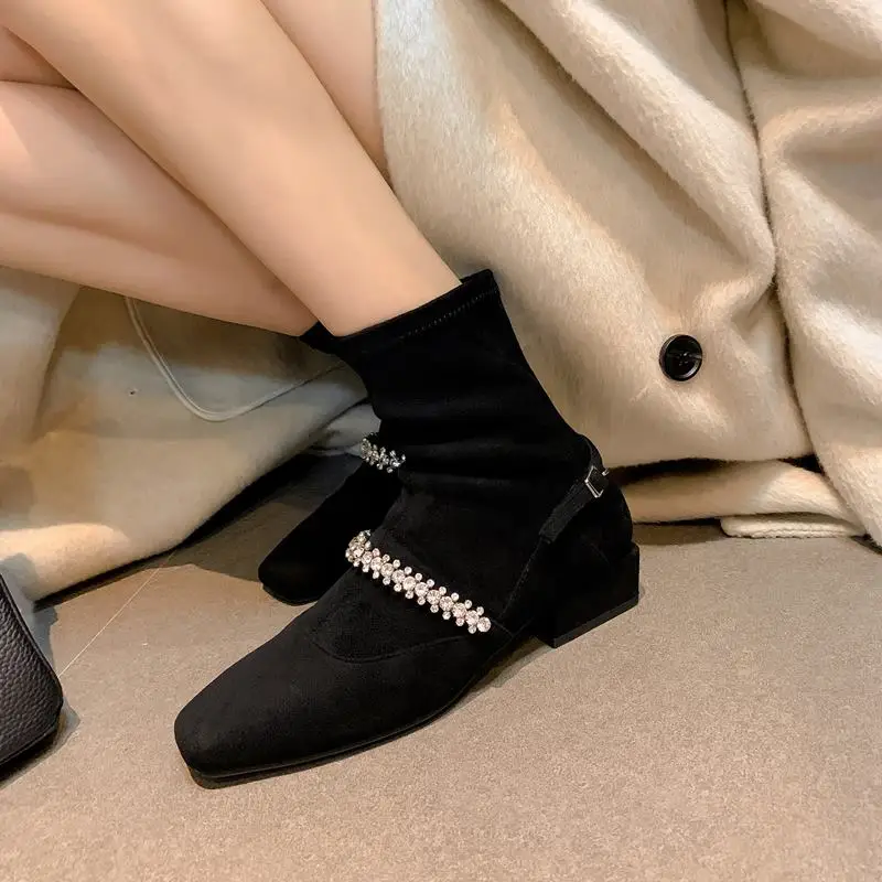 Comfortable Flock Women Boots Fashion Sexy Autumn Winter Club Party Wedding Shoes Square Toe Thick Heel Woman Ankle Boots
Comfortable Flock Women Boots Fashion Sexy Autumn Winter Club Party Wedding Shoes Square Toe Thick Heel Woman Ankle Boots