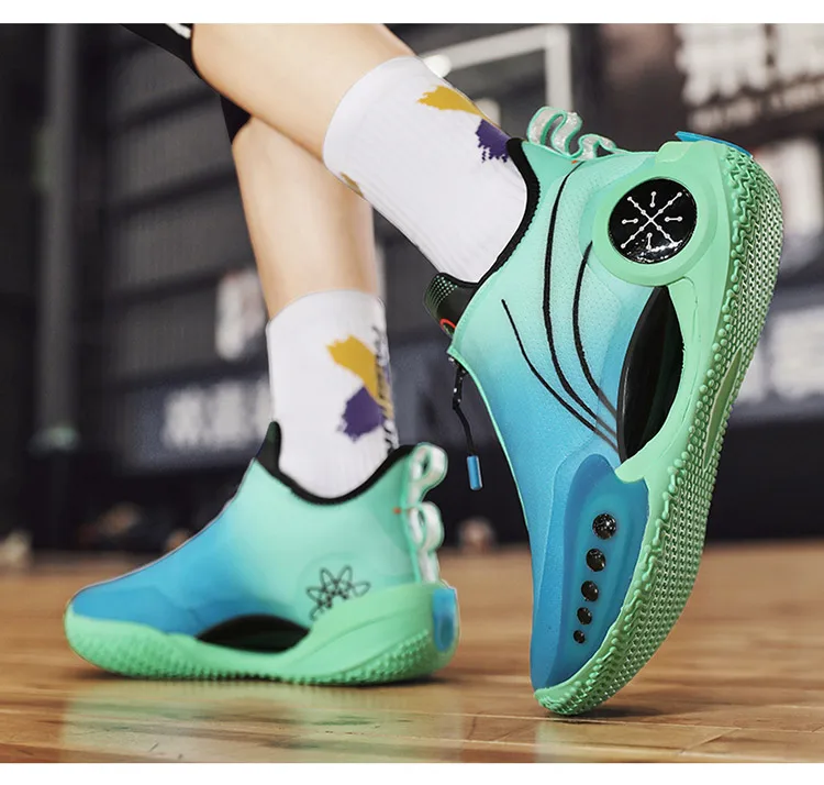 Novas botas de basquete masculino esportes ao ar livre amortecimento anti-deslizamento tênis de basquete respirável Novas botas de basquete masculino esportes ao ar livre amortecimento anti-deslizamento tênis de basquete respirável