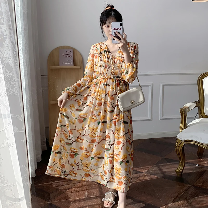 2023 Spring V-neck High Waist Long Sleeve Maternity Chiffon Dress Fashion Printing Single-breasted Pregnant Woman Floral Dresses 
2023 Spring V-neck High Waist Long Sleeve Maternity Chiffon Dress Fashion Printing Single-breasted Pregnant Woman Floral Dresses