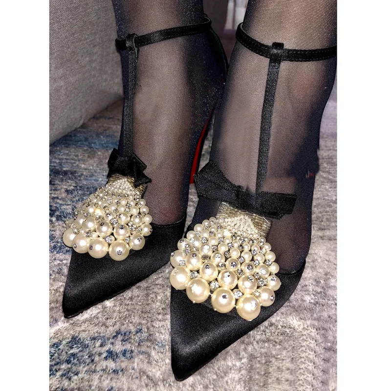 Sexy Fan -Shaped Pearl Tassel High Heels Sandals Woman Sexy Black Silk bow T- Strap Pointed Toe Party Dress Shoes
Sexy Fan -Shaped Pearl Tassel High Heels Sandals Woman Sexy Black Silk bow T- Strap Pointed Toe Party Dress Shoes